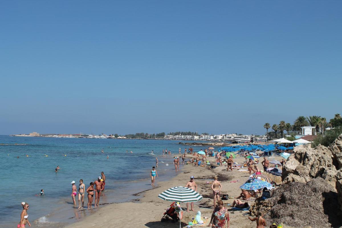 Charming Holiday Retreat Kato Paphos Apt 400M To The Beach Eksteriør billede