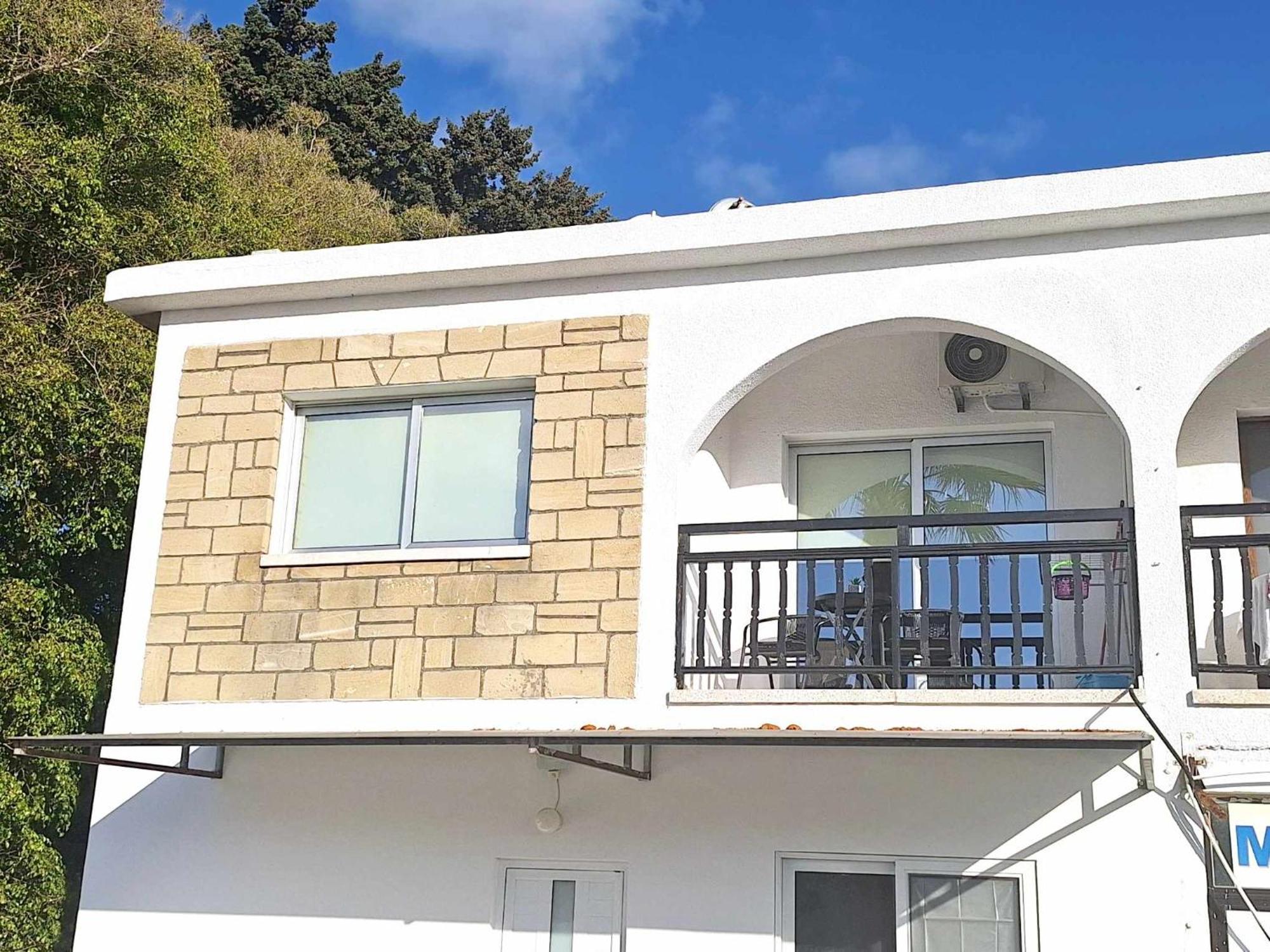 Charming Holiday Retreat Kato Paphos Apt 400M To The Beach Eksteriør billede