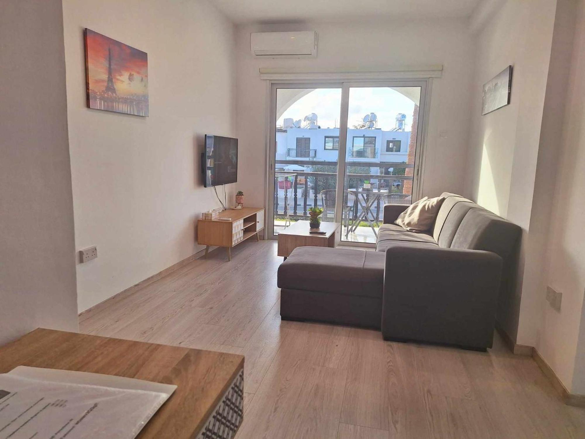 Charming Holiday Retreat Kato Paphos Apt 400M To The Beach Eksteriør billede